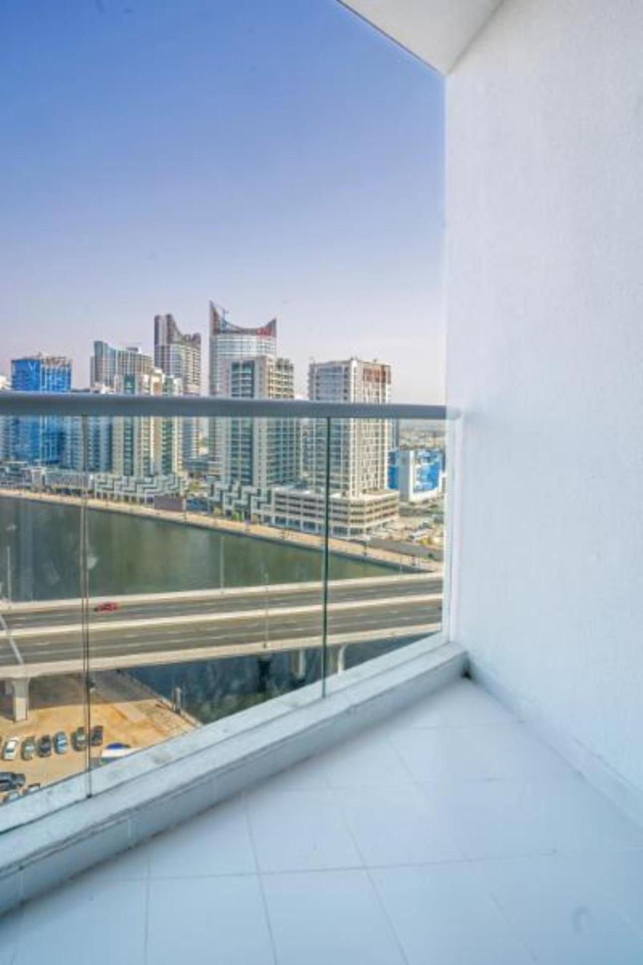 With Canal View In Business Bay With Pool & Gym Dubai